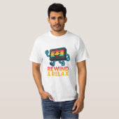 Rewind & Relax – Retro VHS Vibes T-shirt (Voorkant volledig)