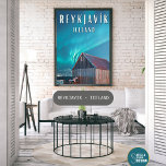 Reykjavík, de stad van de boreale aurores en de Go Poster<br><div class="desc">Reykjavik is letterlijk de hoofdstad van IJsland. Het ligt ongeveer 250 km ten zuiden van de poolcirkel,  waardoor het de meest noordelijke hoofdstad van een soevereine staat is (de hoofdstad van Groenland,  Nuuk,  een paar kilometer noordwaarts).</div>