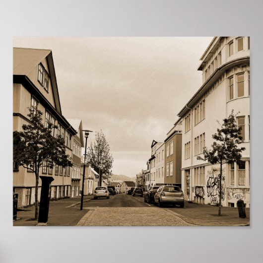 Reykjavik IJsland Street Scene Sepia Poster (Voorkant)