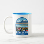 Reykjavík IJsland Travel Art Vintage Tweekleurige Koffiemok<br><div class="desc">Reykjavík retro vector reisontwerp. Reykjavik is de noordelijkste hoofdstad van een soevereine staat ter wereld. Het is een van de schoonste,  groenste en veiligste steden ter wereld.</div>