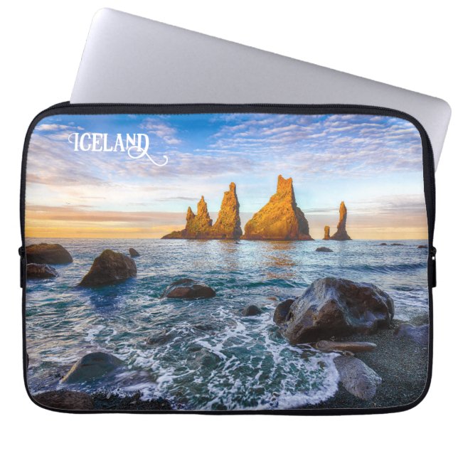 Reynisfjara Beach, IJsland Laptop Sleeve (Voorkant)