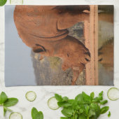 Rhino met modder op de huid foto theedoek (Gevouwen)