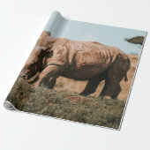RHINO'S IN AFRIKA GRAZING CADEAUPAPIER (Uitgerold)