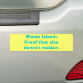 Rhode Island: Bewijs dat de grootte er niet toe do Bumpersticker (Op auto)