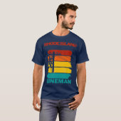 Rhode Island Lineman Sunset Electricien T-shirt (Voorkant volledig)