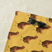 Rhode Island Red Hen Chicken Yellow Beach Towel Strandlaken (In situ)