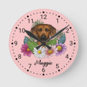 Rhodesian Ridgeback Hondenkop Wildbloemen op roze Ronde Klok (Voorkant)