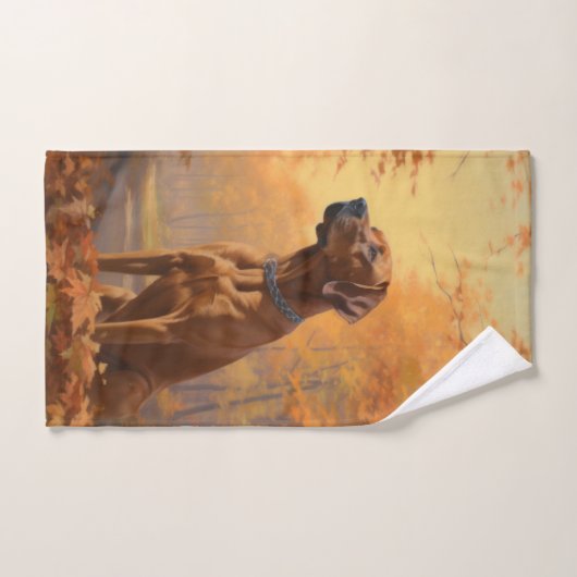 Rhodesian Ridgeback in herfst laat Herfst inspirer Bad Handdoek (Handdoek)