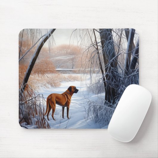 Rhodesian Ridgeback laat het sneeuwen Kerstmis Muismat (Met muis)