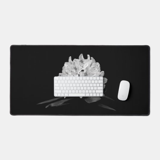 Rhododendron in zwart-wit foto bureaumat (Keyboard & Muis)