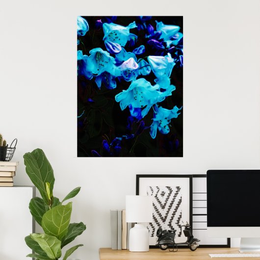 Rhododendrons in Blauw, Floral, Blauwe Bloemen Poster (Thuiskantoor)