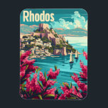 Rhodos Griekenland Vintage Magneet<br><div class="desc">Een boeiende en nostalgische afbeelding van Rhodos, Griekenland, bekend om zijn prachtige mediterrane landschappen en rijke historische erfgoed. Het ontwerp toont de oude ruïnes van het eiland, de charmante oude stad met zijn middeleeuwse architectuur en kristalhelder turquoise wateren. Het kunstwerk, dat in een stijl wordt weergegeven, roept de tijdloze schoonheid...</div>