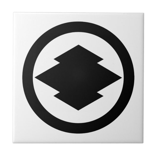 Rhombic pine bark in cirkel tegeltje (Voorkant)