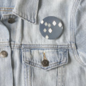 Rhombusmuster auf blaugrauem Hintergrund Ronde Button 5,7 Cm (In situ)