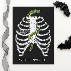 Rib Cage Skelet Botten met Groene Snake Halloween Kaart