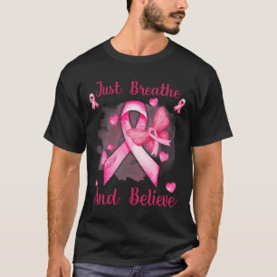 Ribbon Butterfly Ademen En Geloof Borstkanker T-shirt