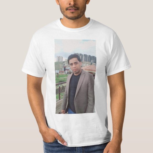 Ricardo Milos is alive  T-shirt (Voorkant)