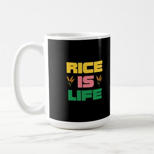 Rice Life is een leuk typografisch ontwerp Koffiemok (Links)
