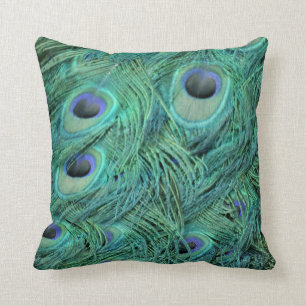 Rich Green Peacock Kussen