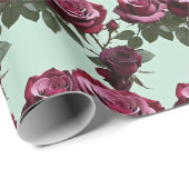 Rich Purple And Deep Red Roses On A Mint Green Cadeaupapier (Rol Hoek)
