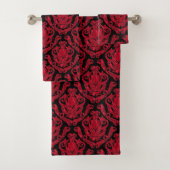Rich Red and Black Damask Print Towel Set Bad Handdoek (Insitu)