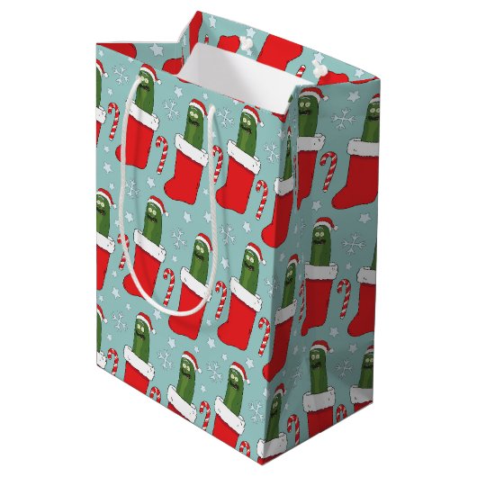 Rick and Morty | Christmas Pickle Rick Pattern Medium Cadeauzakje (Achterkant Gekanteld)