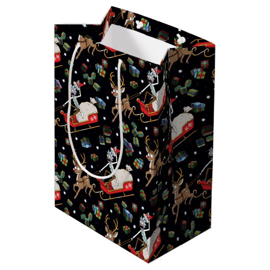 Rick and Morty | Christmas Reindeer Sleigh Pattern Medium Cadeauzakje (Achterkant Gekanteld)