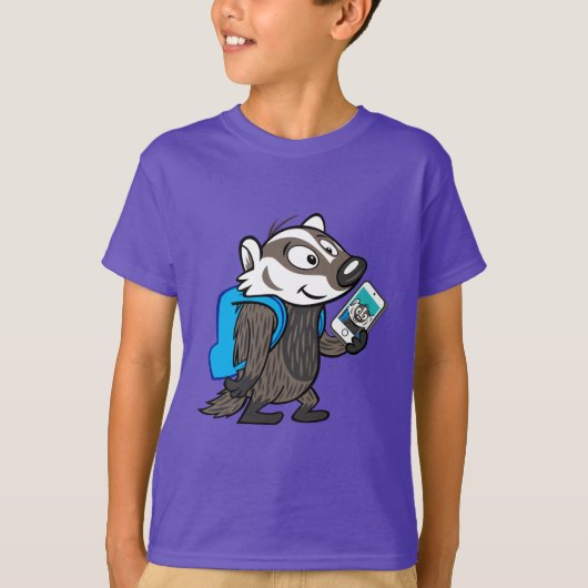 Ricky Raccoon | Boomer Badger Selfie T-shirt (Voorkant)