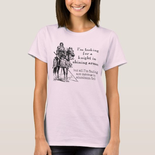Ridder in glanzende harnas grappig T-shirt (Voorkant)