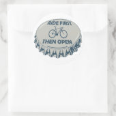 Ride eerst dan open ronde sticker (Tas)
