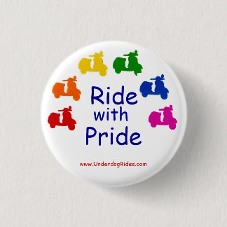 Ride met de Button Pride Scooter