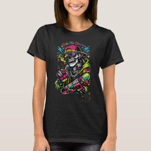 Ride The Universe Skater Skelet Vrouw Organic Te T-shirt