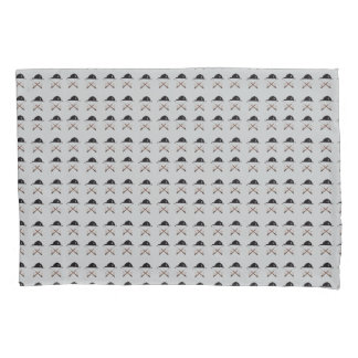 Riding helmet and crops clock kussensloop