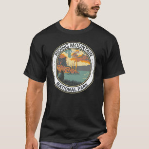 Riding Mountain National Park Canada  Badge T-shirt