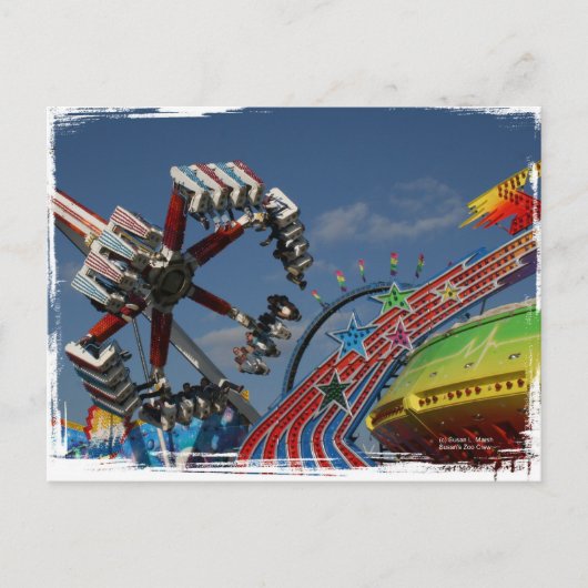 Ridt op een beurs in een graafschap tegen een blau briefkaart (Voorkant)