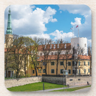 Riga Castle tijdens de zonnige dag in Riga, Letlan Bier Onderzetter