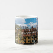 Riga Castle tijdens de zonnige dag in Riga, Letlan Koffiemok (Center)