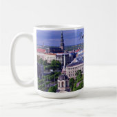 Riga, Letland stadsgezicht Koffiemok (Links)