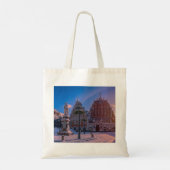 Riga Town Hall Square in de winter Tote Bag (Achterkant)