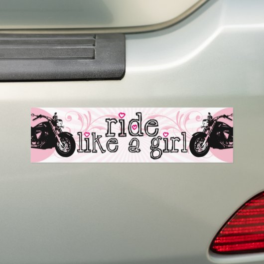 Rij als een meisje - kruipende bumpersticker (Op auto)