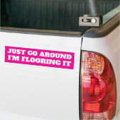 RIJ MAAR OM, IK STA OP MIJN REMMEN STICKER (Op Truck)