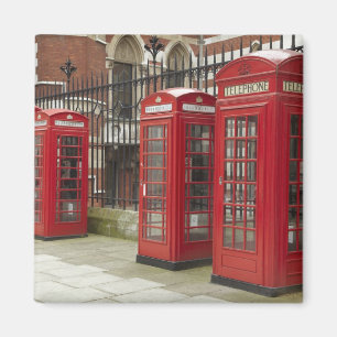 Rij telefoonhokjes aan de achterkant van de Royal Magneet