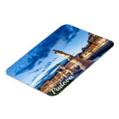 Rij van verlichte beelden in Padova Magneet (Linkerzijde)