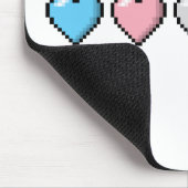 Rij van vijf driesporenpride-vlagPixel Muismat (Hoek)