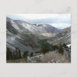 Rijden door de bergen van Snowy Sierra Nevada Briefkaart