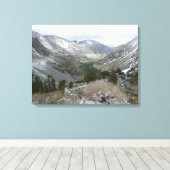 Rijden door de bergen van Snowy Sierra Nevada Canvas Afdruk (Insitu (Houten vloer))