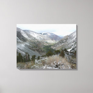 Rijden door de bergen van Snowy Sierra Nevada Canvas Afdruk