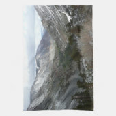 Rijden door de bergen van Snowy Sierra Nevada Theedoek (Verticaal)