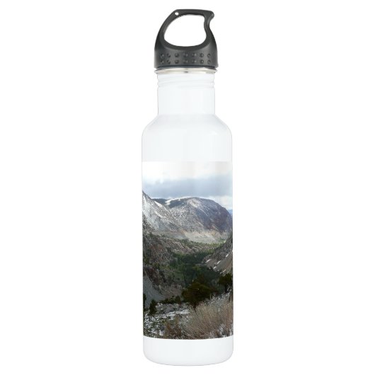 Rijden door de bergen van Snowy Sierra Nevada Waterfles (Voorkant)