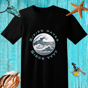 Rijden golven sinds... blauwe kleuren ontwerp t-shirt